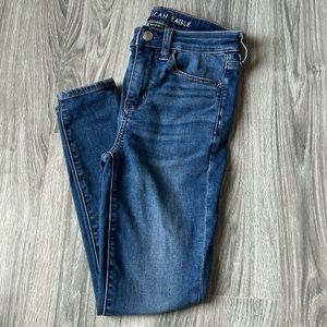 American Eagle Hi Rise Jegging Size 2 X Short